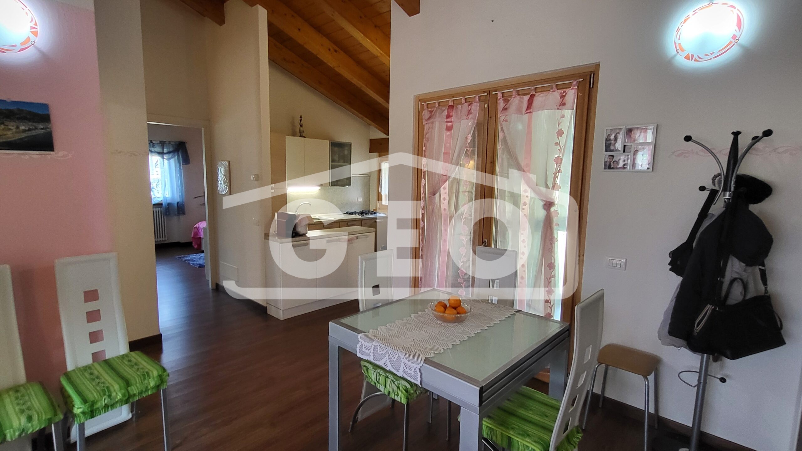 ATTICO LIBERO SU TRE LATI